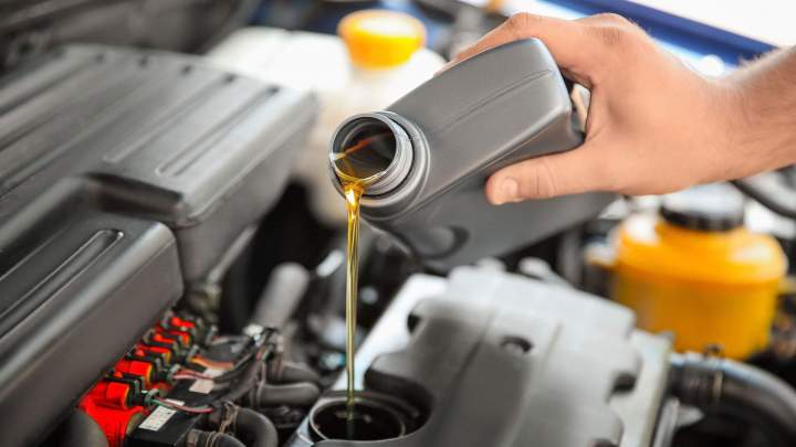 Vente d'huile de moteur Martinique